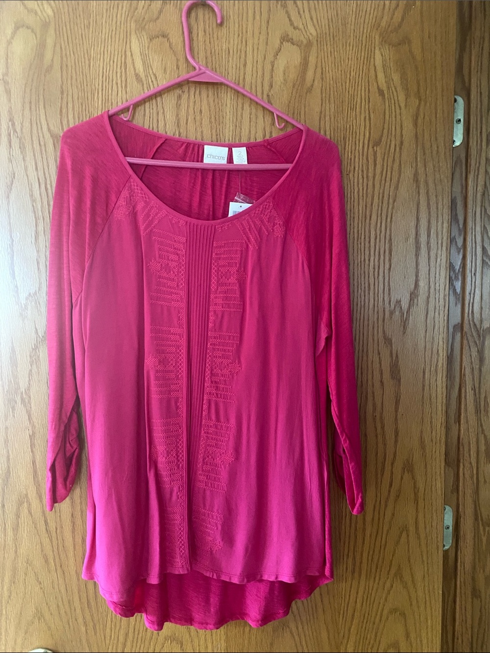 Chico's Fuchsia Embroidered Scoop-Neck Long Sleeve Tee